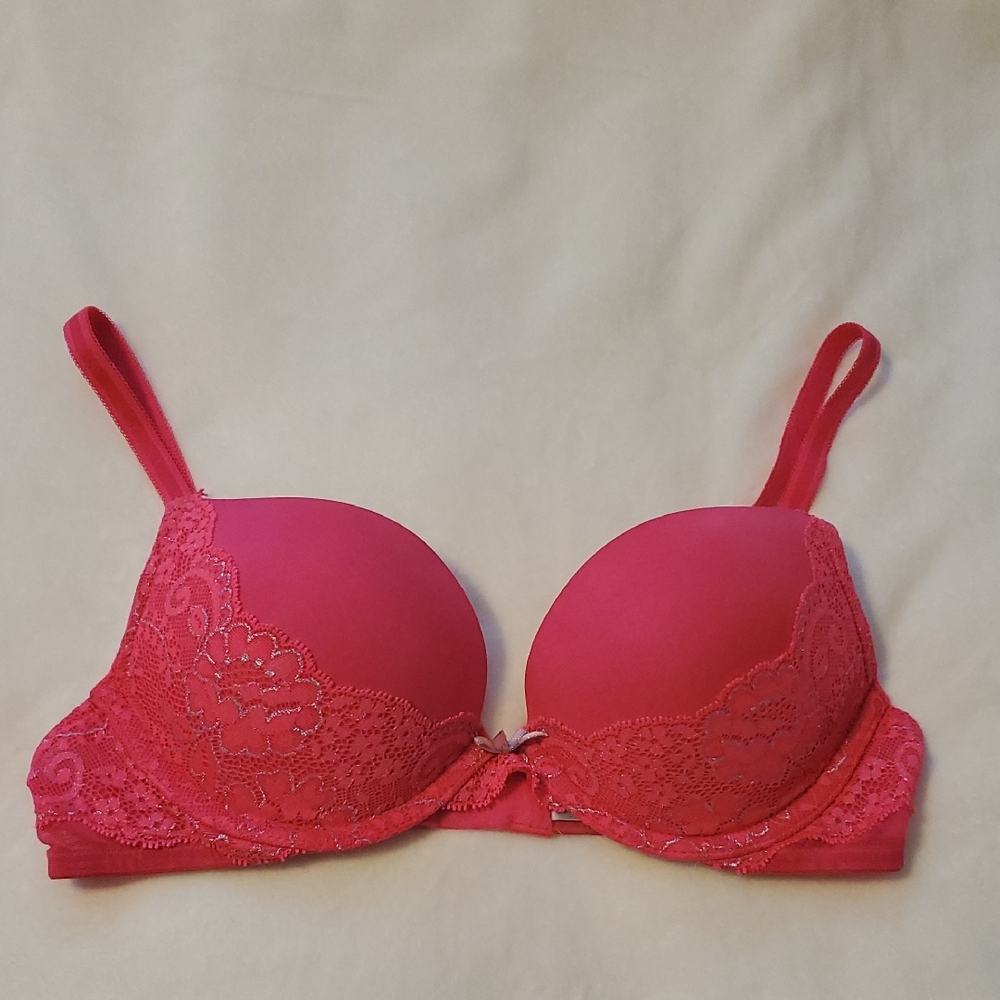 Victoria's Secret Dream Angels Hot Pink Lace Push-Up Bra, 34A
